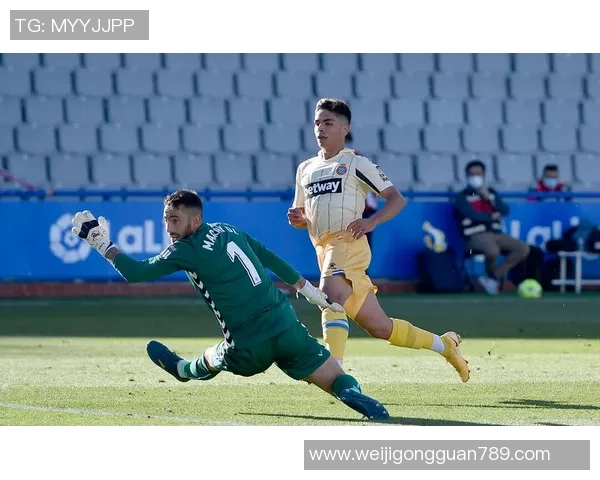 我国冰壶混双8-7险胜西班牙,落选赛六连胜持续领跑!下一场生死战 我国冰壶混双8-7险胜西班牙,落选赛六连胜持续领跑!下一场生死战